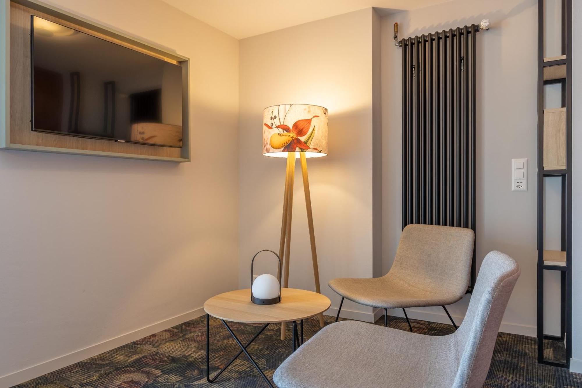 Large Double Room